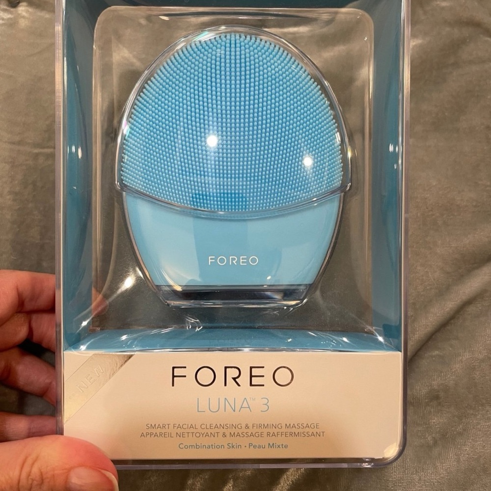 FOREO Luna 3. For combination skin.